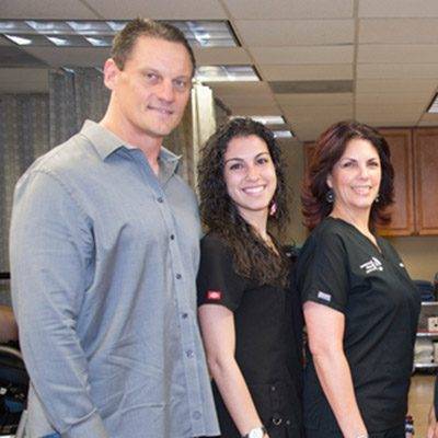 Chiropractor Miami FL Christopher Goetz and Team